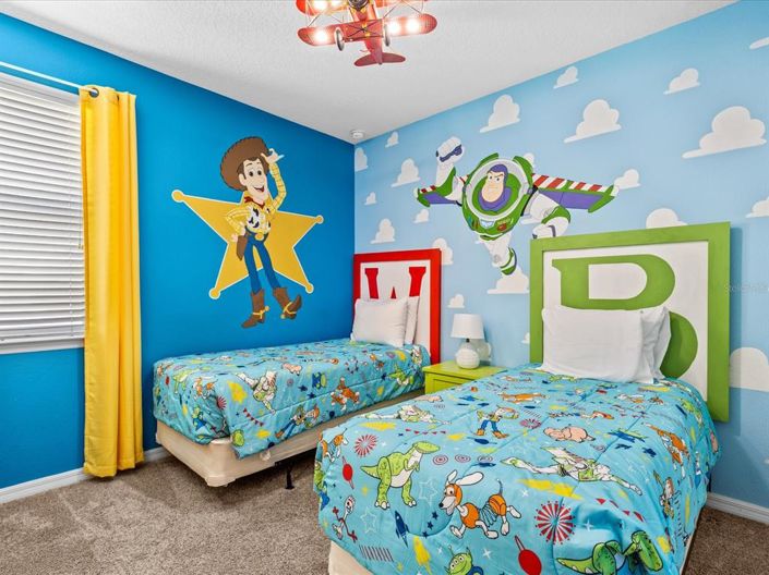 Image No.31-7 Bed Property for sale