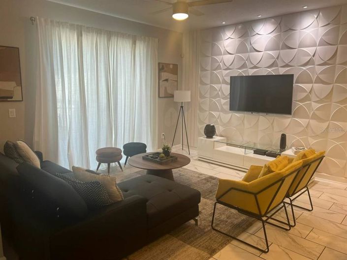 Image No.11-4 Bed Townhouse for sale