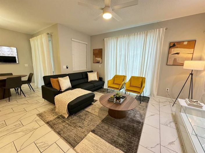 Image No.16-4 Bed Townhouse for sale