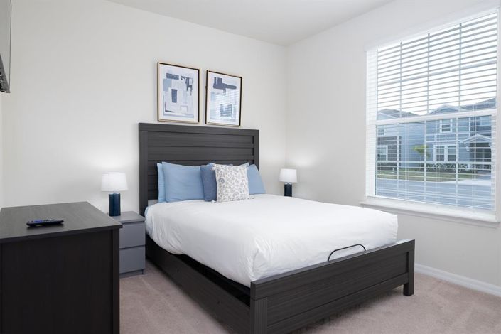 Image No.10-5 Bed Townhouse for sale