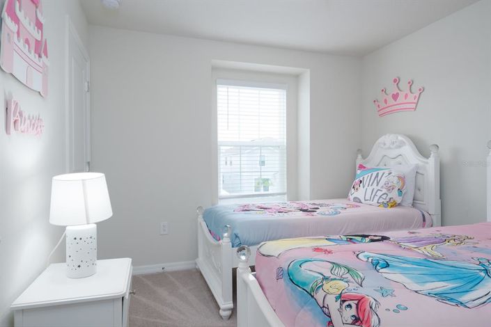 Image No.26-5 Bed Townhouse for sale