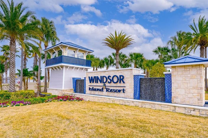 Image No.42-5 Bed Townhouse for sale