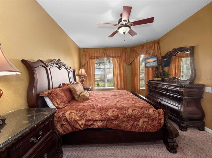 Image No.17-5 Bed Property for sale