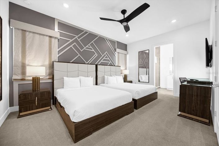 Image No.22-6 Bed Property for sale