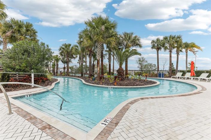 Image No.30-5 Bed Townhouse for sale