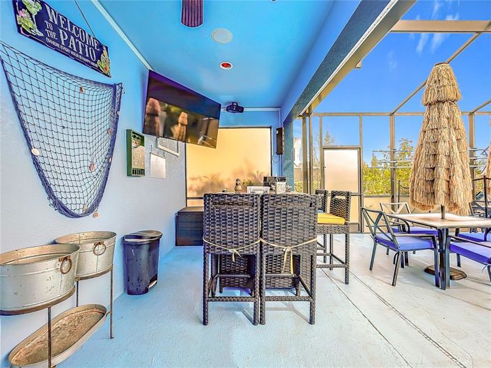 Image No.61-9 Bed Property for sale