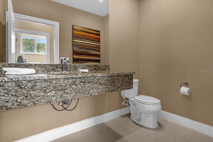 Image No.24-3 Bed Townhouse for sale