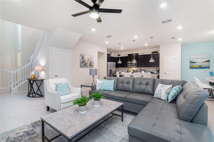 Image No.2-5 Bed Property for sale