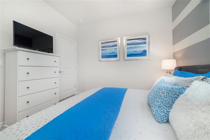 Image No.9-5 Bed Property for sale