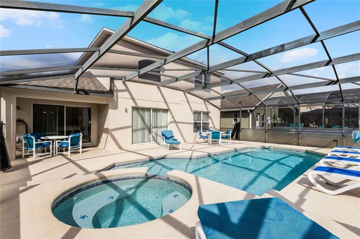 Image No.32-5 Bed Property for sale