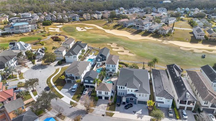 Image No.85-6 Bed Property for sale