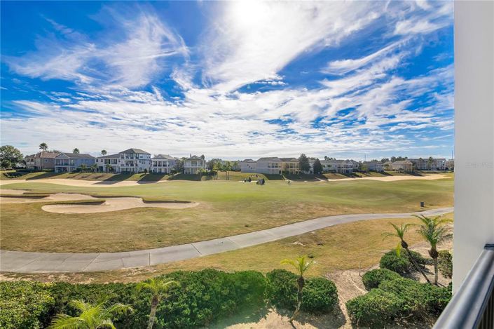 Image No.97-6 Bed Property for sale