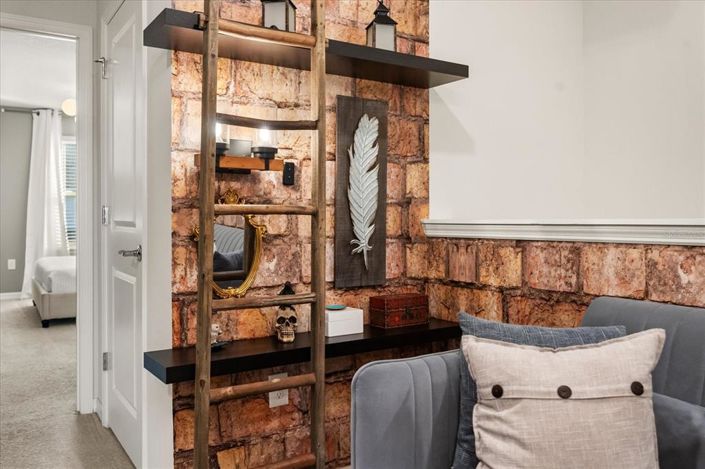 Image No.13-5 Bed Townhouse for sale