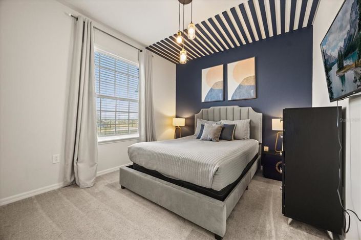 Image No.28-5 Bed Townhouse for sale