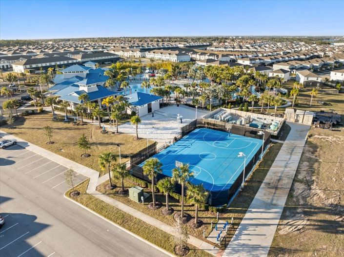 Image No.35-5 Bed Townhouse for sale