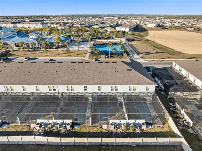 Image No.37-5 Bed Townhouse for sale