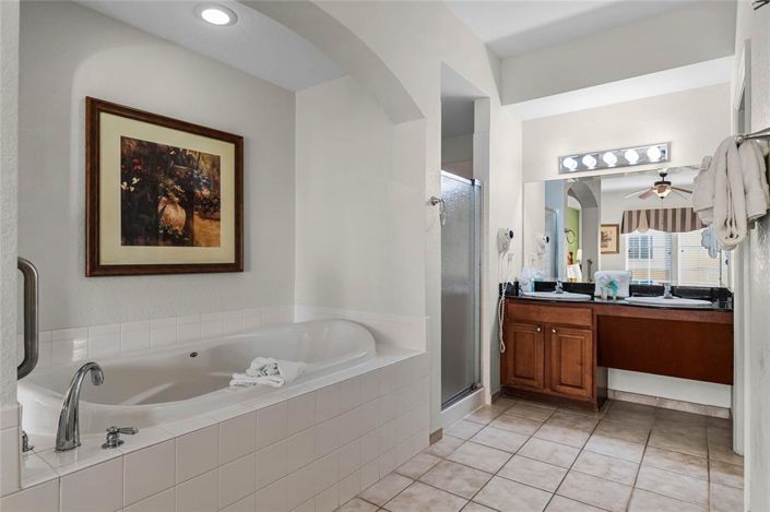 Image No.18-3 Bed Property for sale