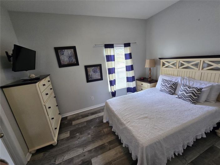 Image No.21-4 Bed Townhouse for sale