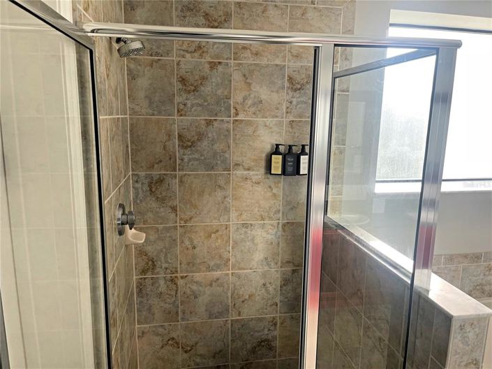 Image No.18-3 Bed Property for sale