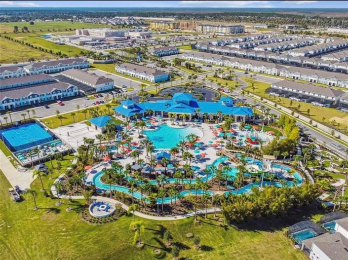 Image No.40-5 Bed Townhouse for sale