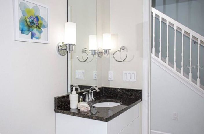 Image No.15-3 Bed Townhouse for sale