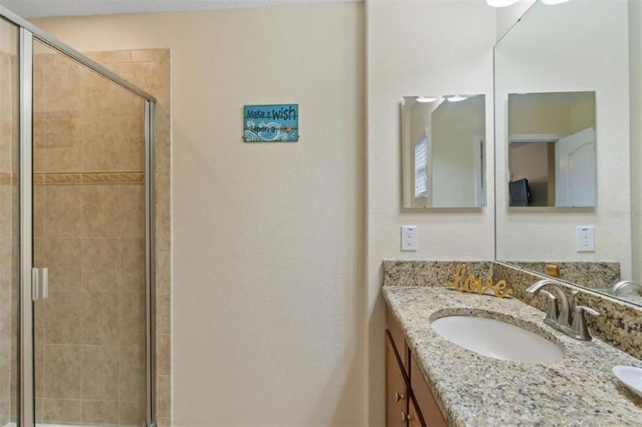 Image No.24-5 Bed Townhouse for sale