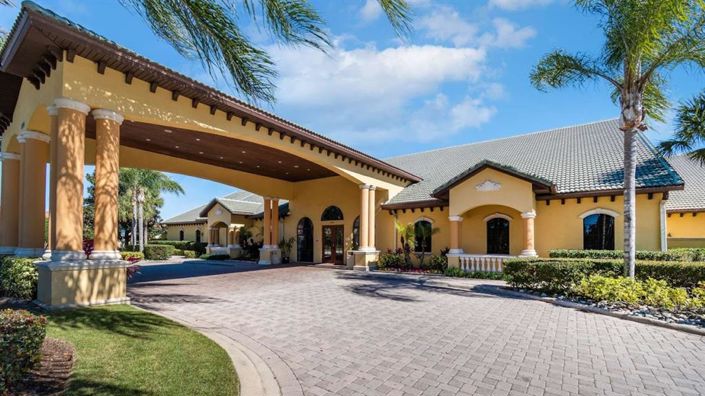 Image No.27-5 Bed Townhouse for sale