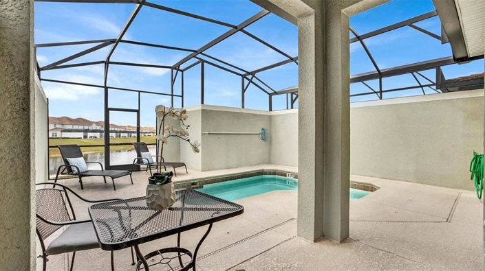 Image No.23-5 Bed Townhouse for sale