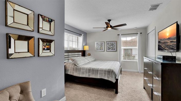 Image No.8-5 Bed Townhouse for sale