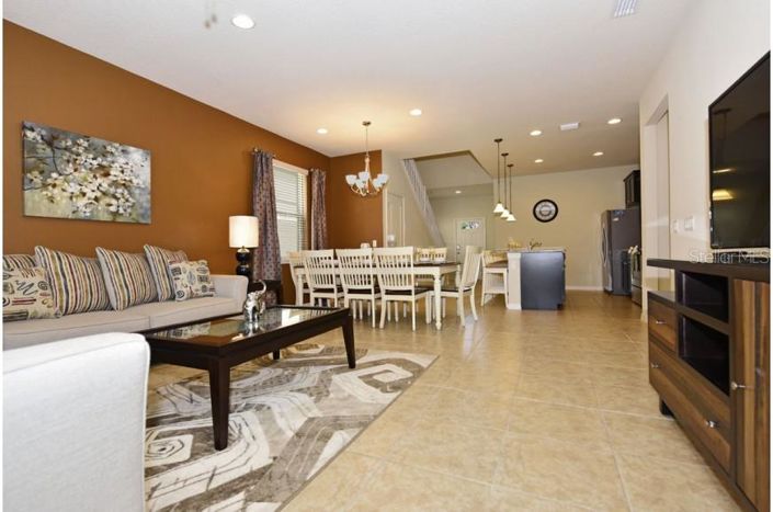 Image No.10-7 Bed Property for sale