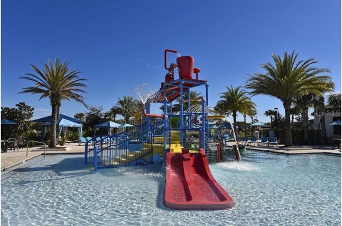 Image No.27-7 Bed Property for sale