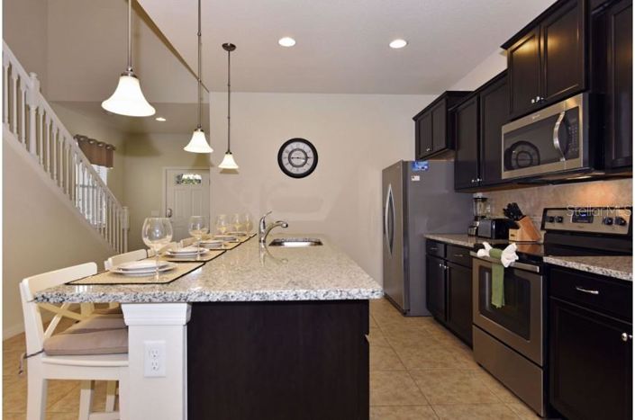 Image No.6-7 Bed Property for sale