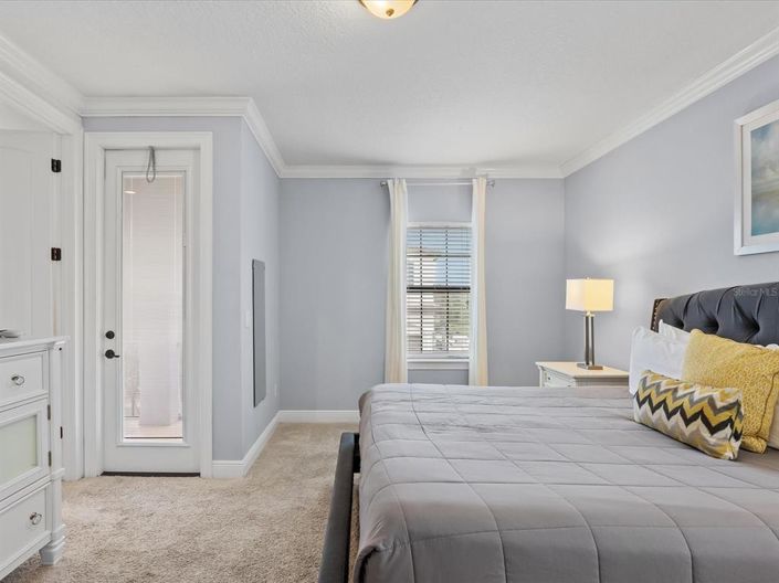 Image No.37-5 Bed Property for sale