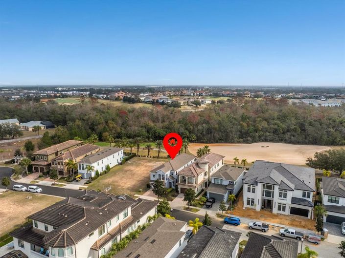 Image No.50-5 Bed Property for sale