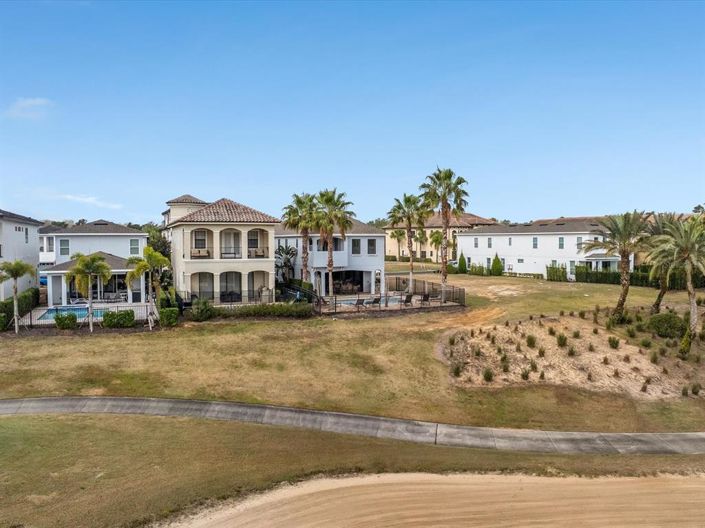 Image No.54-5 Bed Property for sale