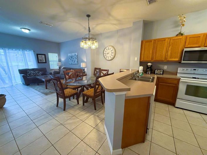 Image No.2-3 Bed Townhouse for sale