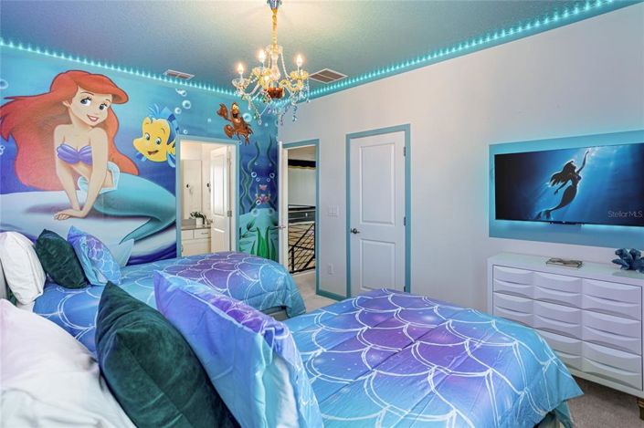 Image No.16-12 Bed Property for sale