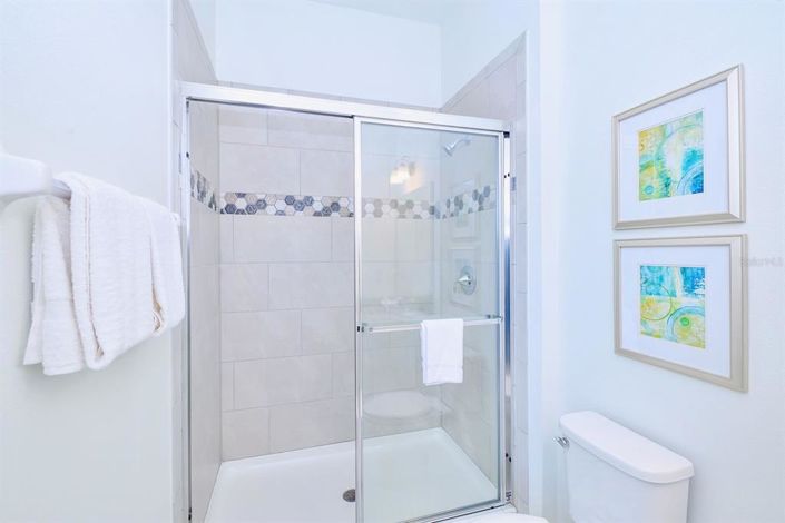 Image No.34-12 Bed Property for sale