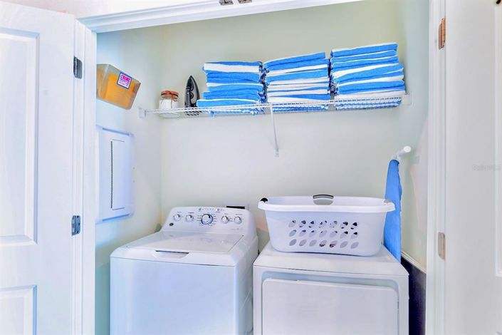 Image No.42-12 Bed Property for sale