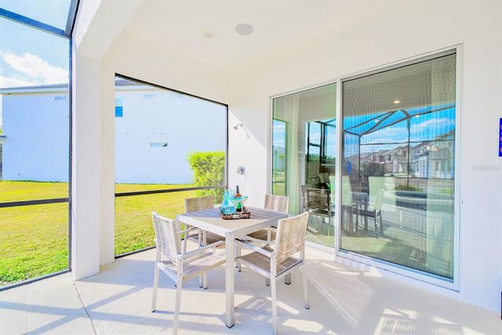 Image No.46-12 Bed Property for sale