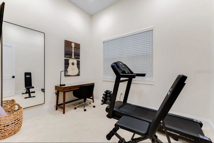 Image No.48-10 Bed Property for sale