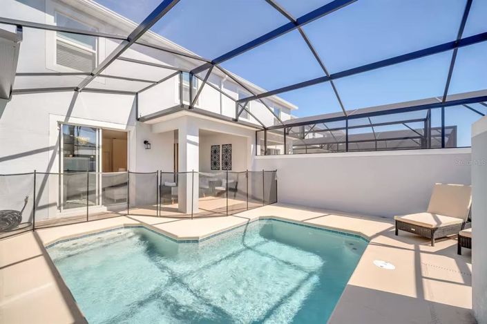 Image No.32-4 Bed Townhouse for sale