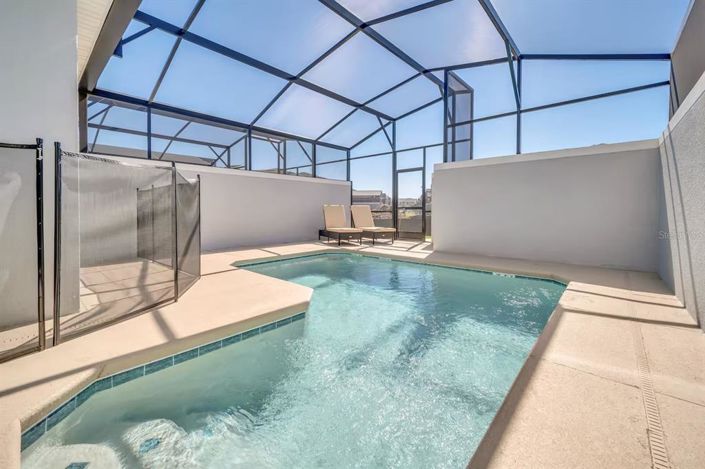 Image No.35-4 Bed Townhouse for sale