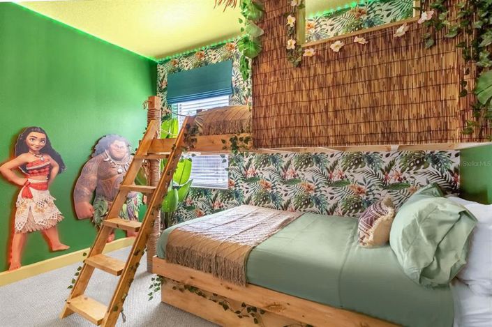 Image No.26-10 Bed Property for sale