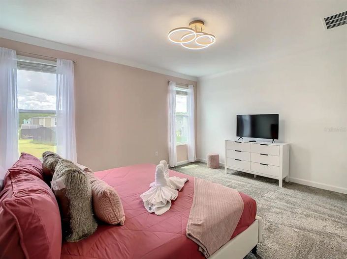 Image No.13-6 Bed Property for sale