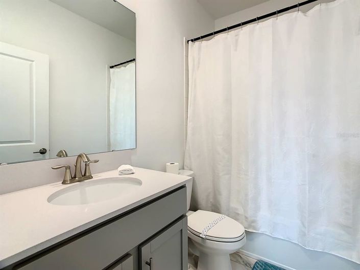 Image No.25-6 Bed Property for sale