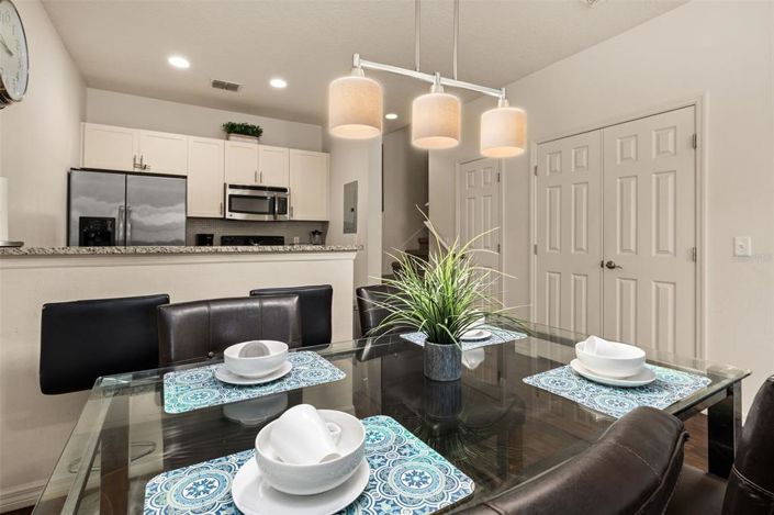 Image No.11-3 Bed Townhouse for sale