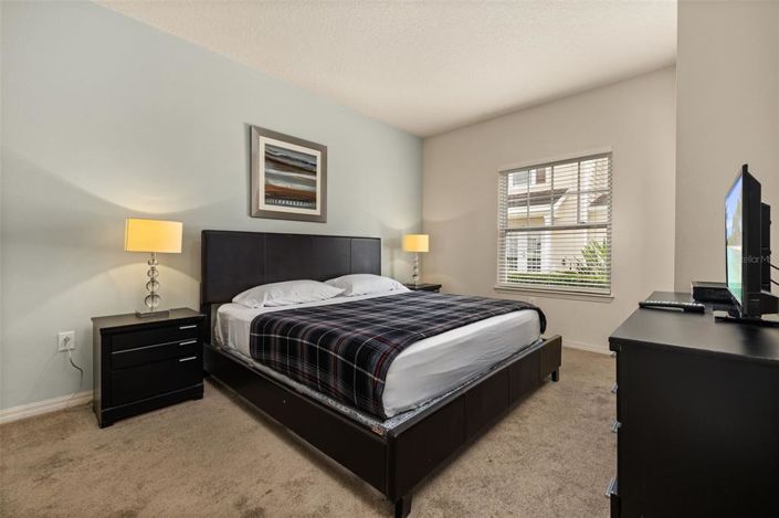 Image No.17-3 Bed Townhouse for sale