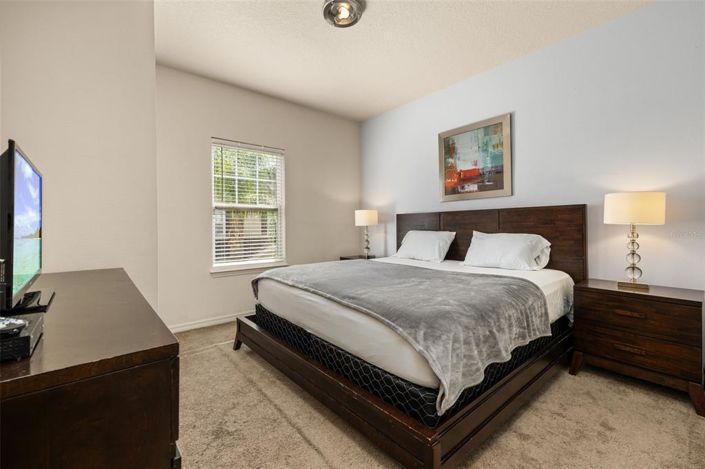 Image No.27-3 Bed Townhouse for sale