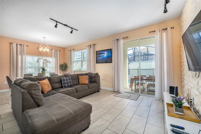 Image No.9-Maison de ville de 5 chambres à vendre à Kissimmee